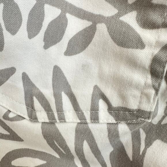 Elliott Lauren Leaf Print Pants Sz 8 Cropped Resort Chic Botanical White Gray - Picture 5 of 7